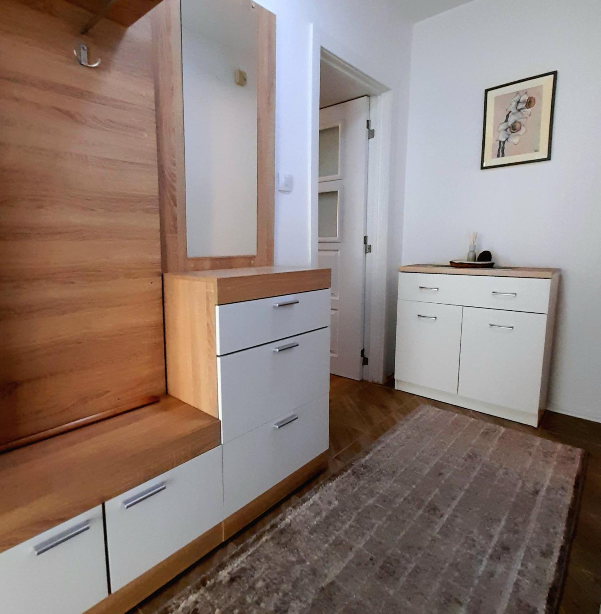 Central Modern Apt With Garden Struga Esterno foto